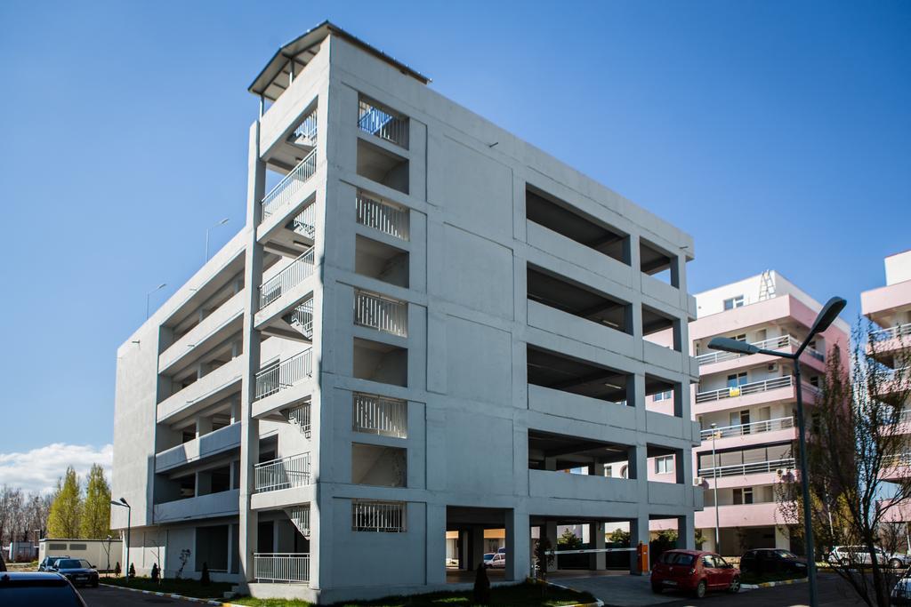 Oasis By The Sea - Summerland Apartment Mamaia Luaran gambar
