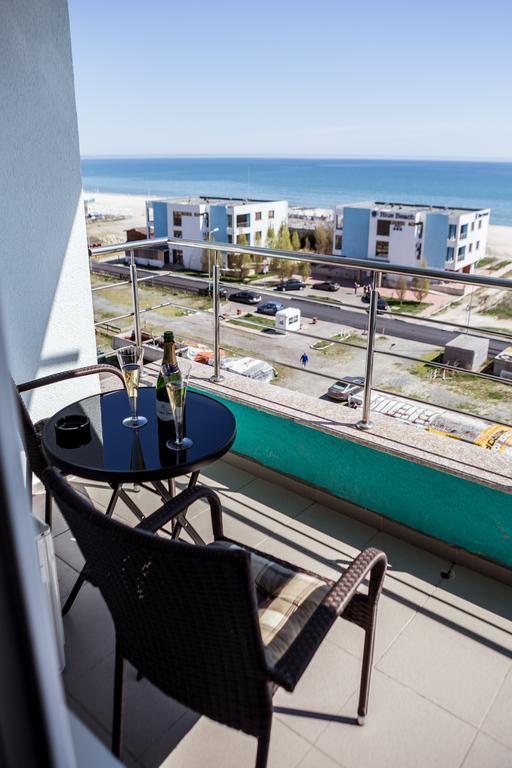 Oasis By The Sea - Summerland Apartment Mamaia Luaran gambar
