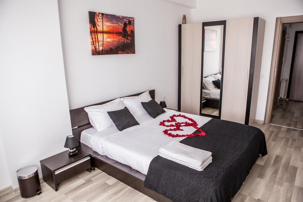 Oasis By The Sea - Summerland Apartment Mamaia Luaran gambar