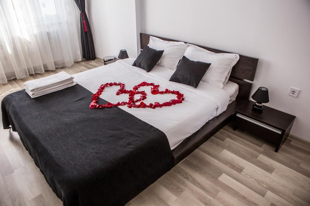 Oasis By The Sea - Summerland Apartment Mamaia Luaran gambar