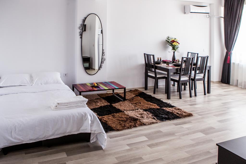 Oasis By The Sea - Summerland Apartment Mamaia Luaran gambar