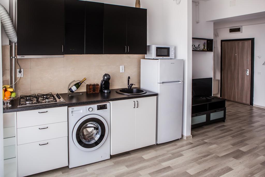 Oasis By The Sea - Summerland Apartment Mamaia Luaran gambar