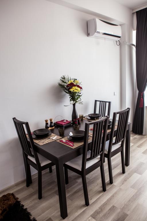 Oasis By The Sea - Summerland Apartment Mamaia Luaran gambar